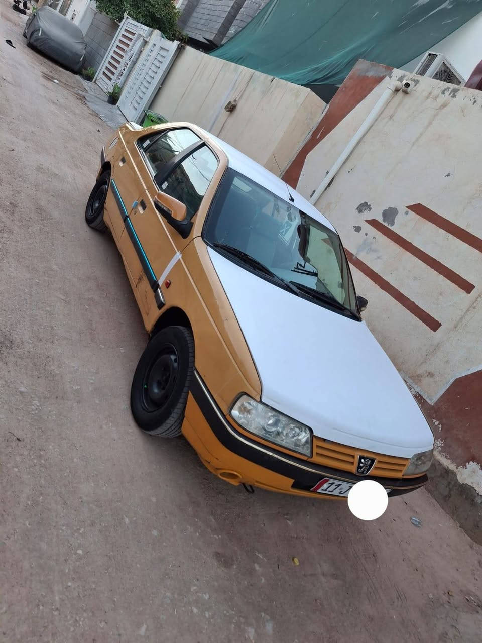 سلام عليكم بيجو للبيع مديل 2010 سنويتها لحد 2030 مصفره غرامات مكينه وكير فرنسي جدد حداديتها 75/100 مداور شوكت ميعجبك كشرها شوفت عينك سيارة مكينتها وكيرها خير من الله مكان السيارةكربلاءطويريج واي استفسار اكثر الاتصال بالرقم ***********
