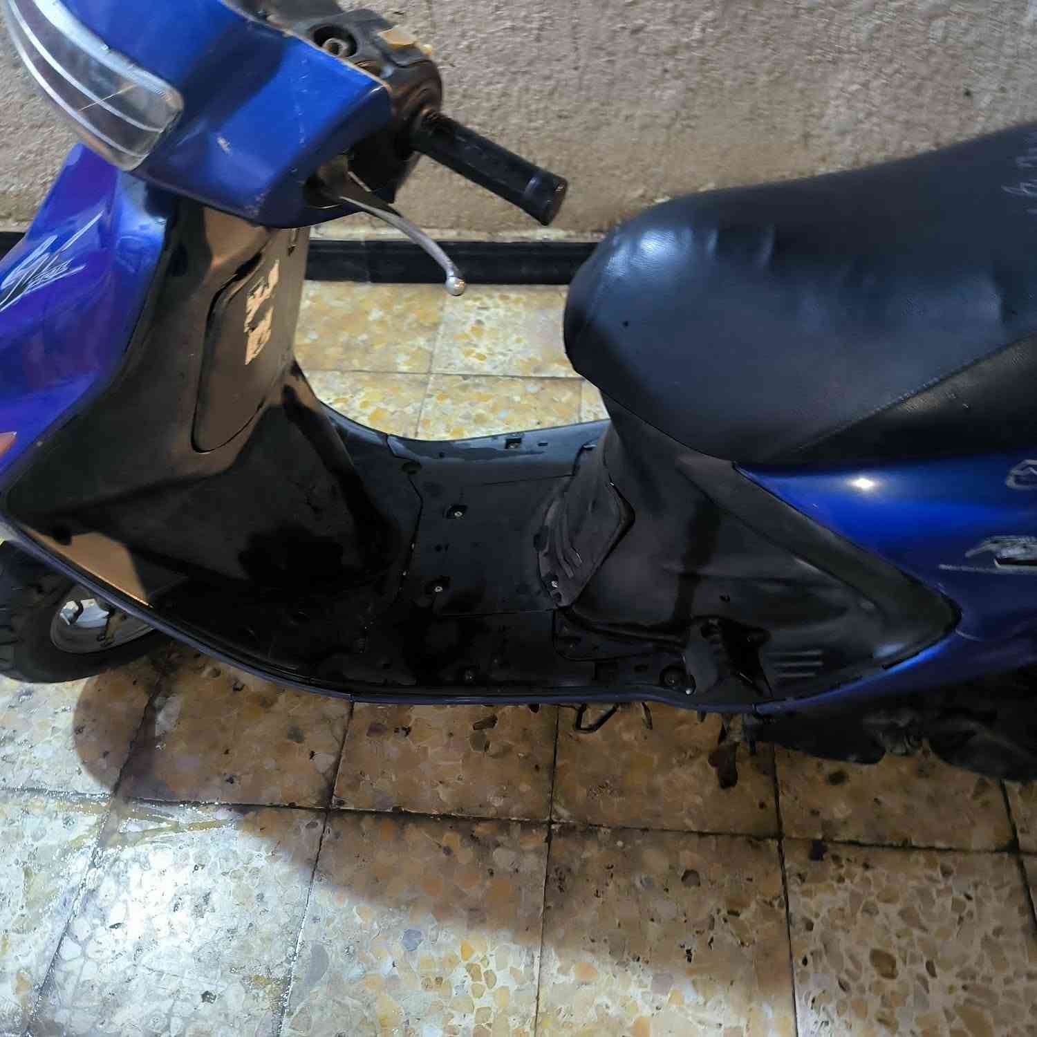 السلام عليكم فراشه 140 نثيه نضيفه فول كفرات بلاديات مكينه ما مفتوحه مكينه ما مفتوحه ضفيره جطل مابيها من طول لاطول بلاديه دبلات حلوات بس مرات الكدام يكض جبنه توني سويته دهن كل شهر بدله احطله امزويل ٢٠ ا٥٠ دراجه سلف و هندر سعر خاص *********** مو تجي تكسر بسعرها
