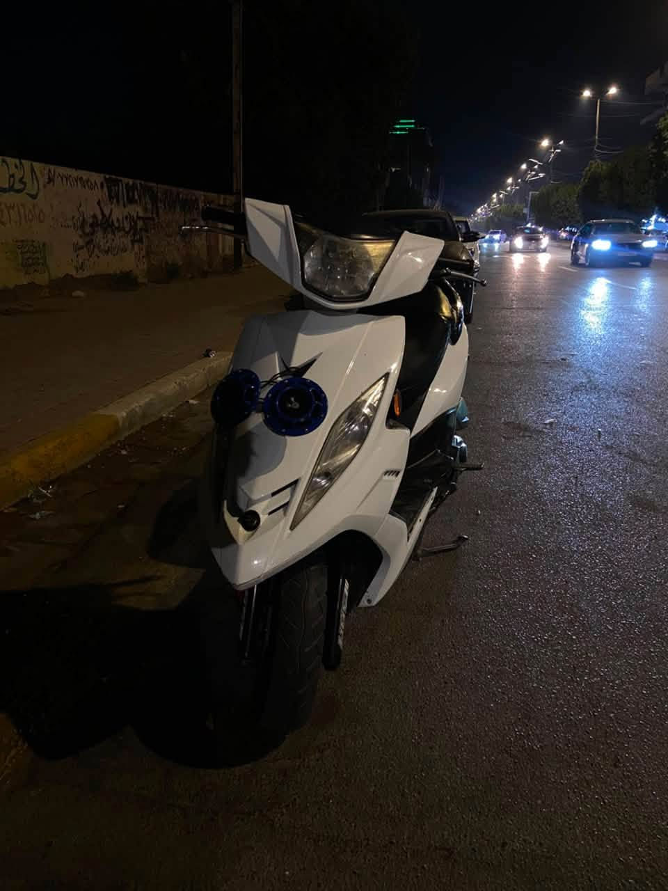 سلام عليكم جي تي ار دراجه شغاله فول مكينه لا تبخير لا تنقيص ضفيره مكفوله  بيهه صالصه رياضي هورن بوش ملكي كلجات دبليو اف لايت زنون عداد اوان شلعه ومعدل مكاني بغداد حريه رقم ***********موجود واتساب
