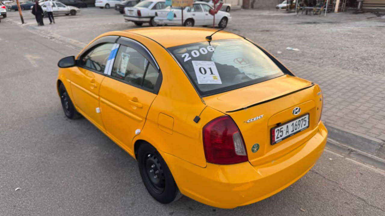 اكسنت كندي مكينه 16  موديل 2006 رقم وسنويه جديد اوتماتيك دفتر بانزين تبريد ثلج مكينه كير جاهزه سيارة بجم كبس حادث خلفي فقط سعر 62 وبيها مجال شراي اتصل *********** مكاني كركوك
