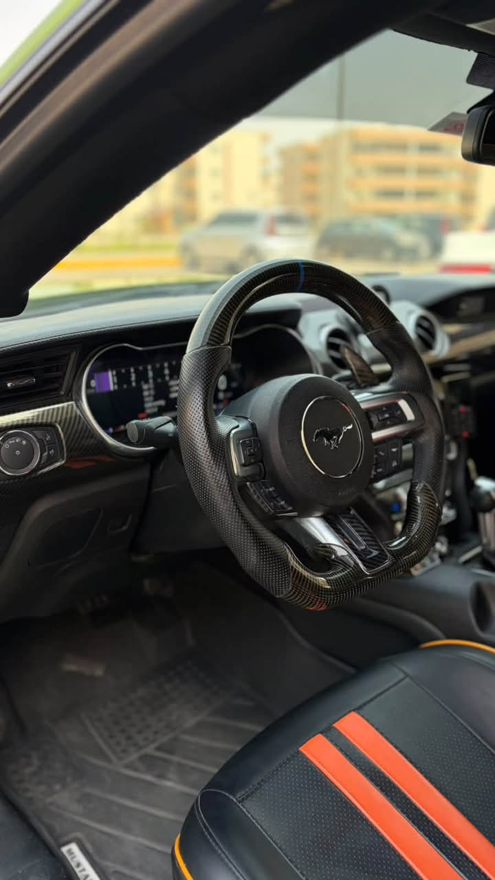 موستنك GT 2020

سقف اسود بلاد 

ماشية 56

رقم اربيل 

الاضافات الي عليهه 

جكات CATBACK S3

ويل تو سايز VOSSEN S3 

دركة كاربون فايبر 

عدادات دجتال 

شاشة SYNC 3 

ولف مشموتو 

الحادث البنيد و تكحيل بسيط بالجاملغ و طخة بالحوض ع كد اصبعين 

السيارة جاهزة 

سعرها 225 و بيهه مجال بسيط  حداً

مكانهه بغداد

للاستفسار ***********
