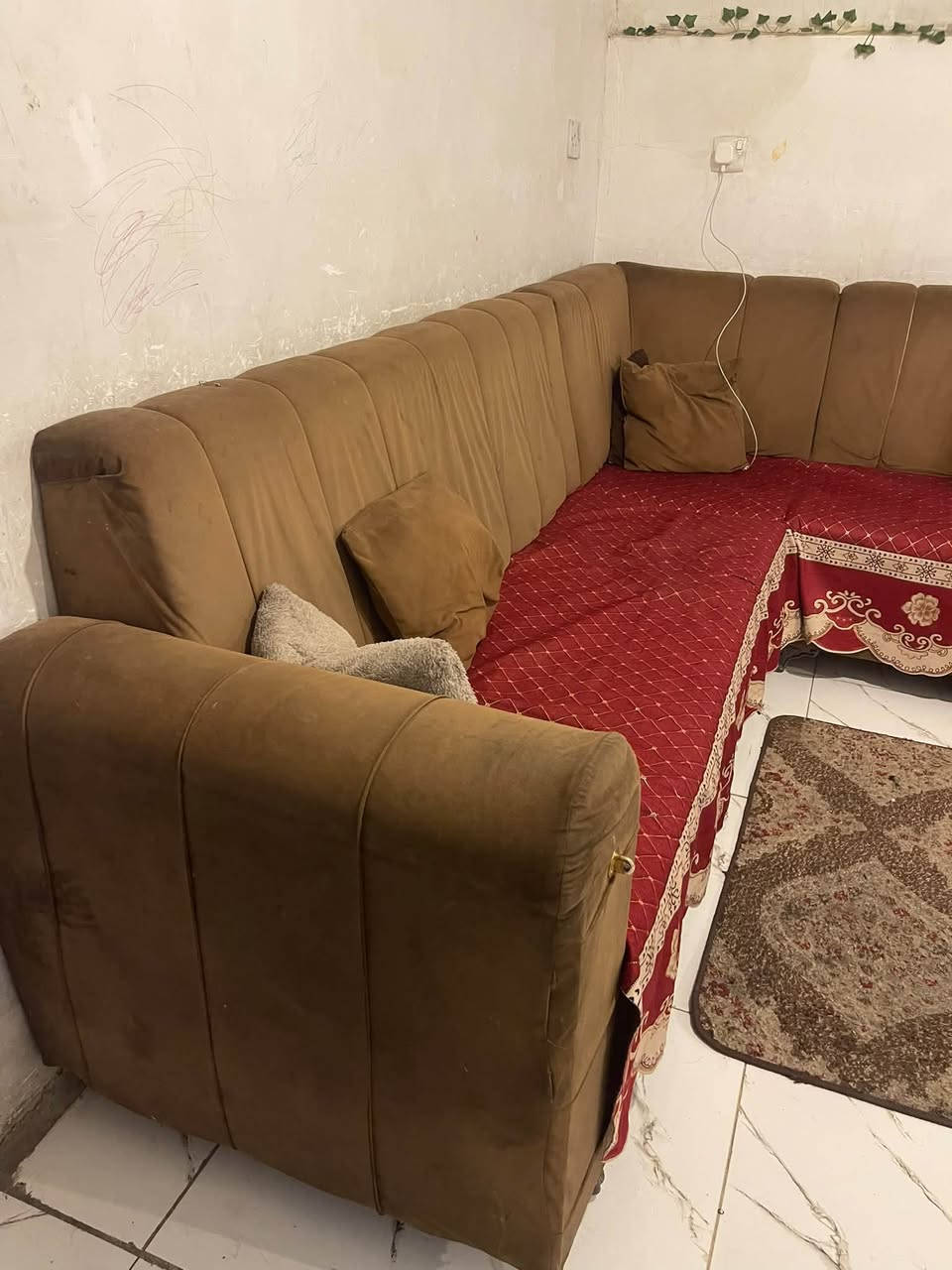 السلام عليكم أغراض للبيع مكاني الدوره بالكفاءات
***********
