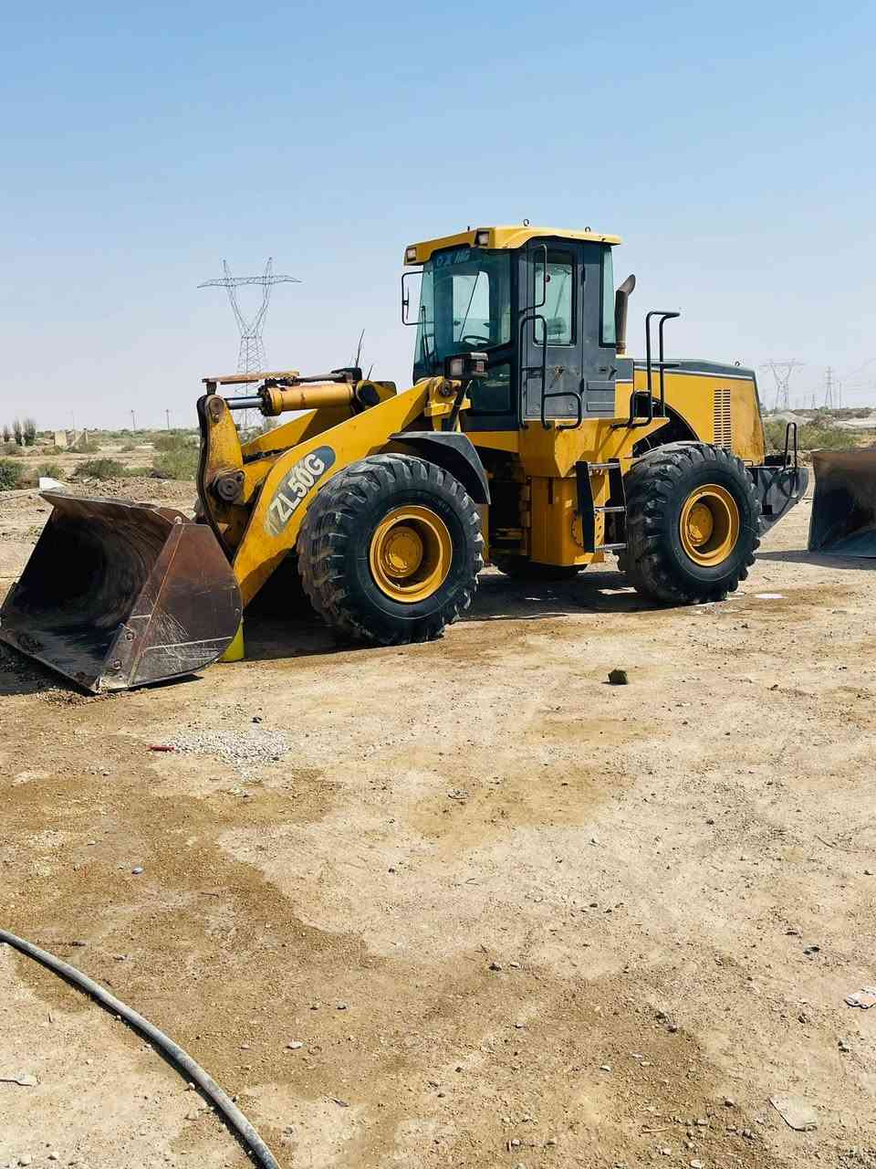 زيت 50 • ٢٠١٢ • شاحنة