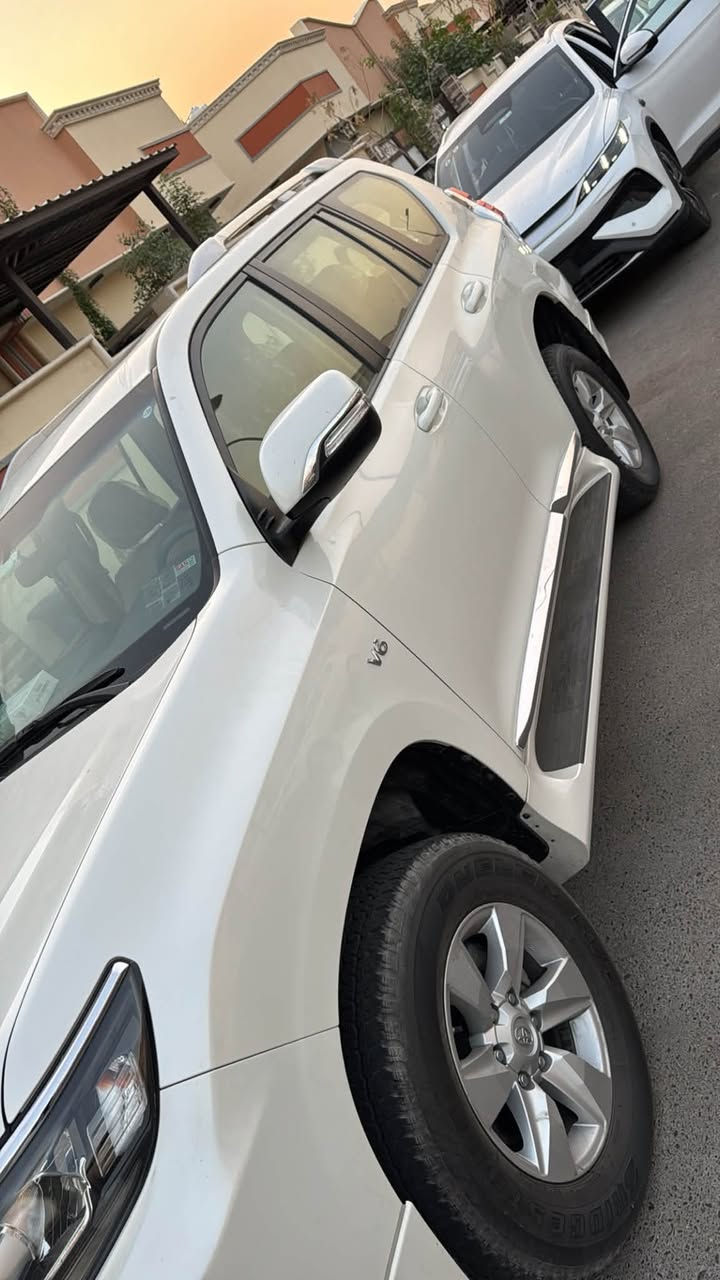 برادو TXS • ٢٠٢٠ • ٢٠٠٠٠ كم
