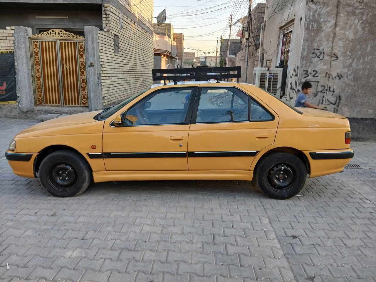 للبيع بيجو بارص موديل ٢٠١٠مكينه وكير وعقل وضفيره وتبريد كل جاهز مكينه كورولا نحله مال حاويه جدد ياباني صدر جديد امامي خلفي تخم تاير جديد تراي يخبل كهربايات كل شغاله بل نسبه للكشر مصبوغة حزام ابيع شوف العين حته لا تعبك ولا تعبني السعر ٢٧ شرط التحويل مصفره هيه وغرامات رقم نكليزي *********** حي النصر بغداد مابيع قصد رجائن
