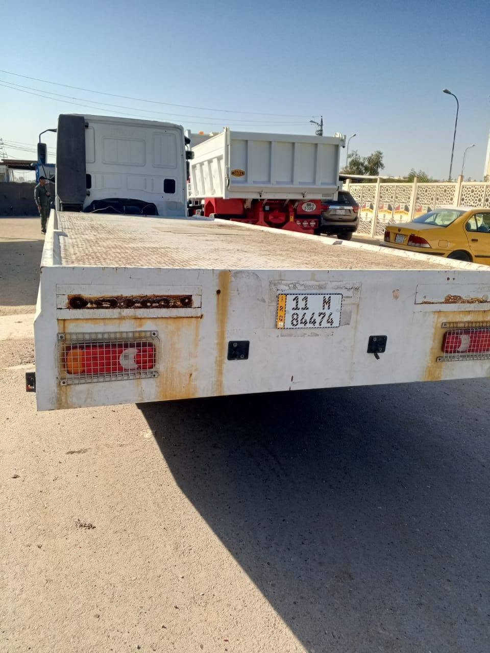 افيكو 4طن زيرو ماشيه 5000الالف
تسجيل جديد 
مرقمه بغداد باسمي 
موديل 14
***********
