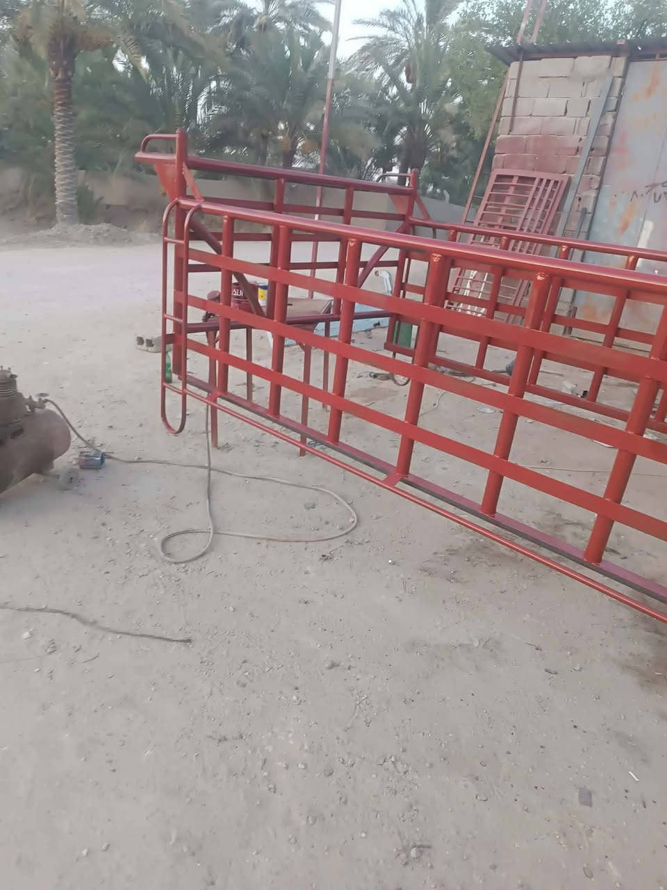 سلام عليكم محجر كيا نثيه جديد مامستعمل حديد 2ملم ثقيل عنواني المسيب السده قريب عله طوريج الخاص مفتوح وهاذه رقمي ***********
