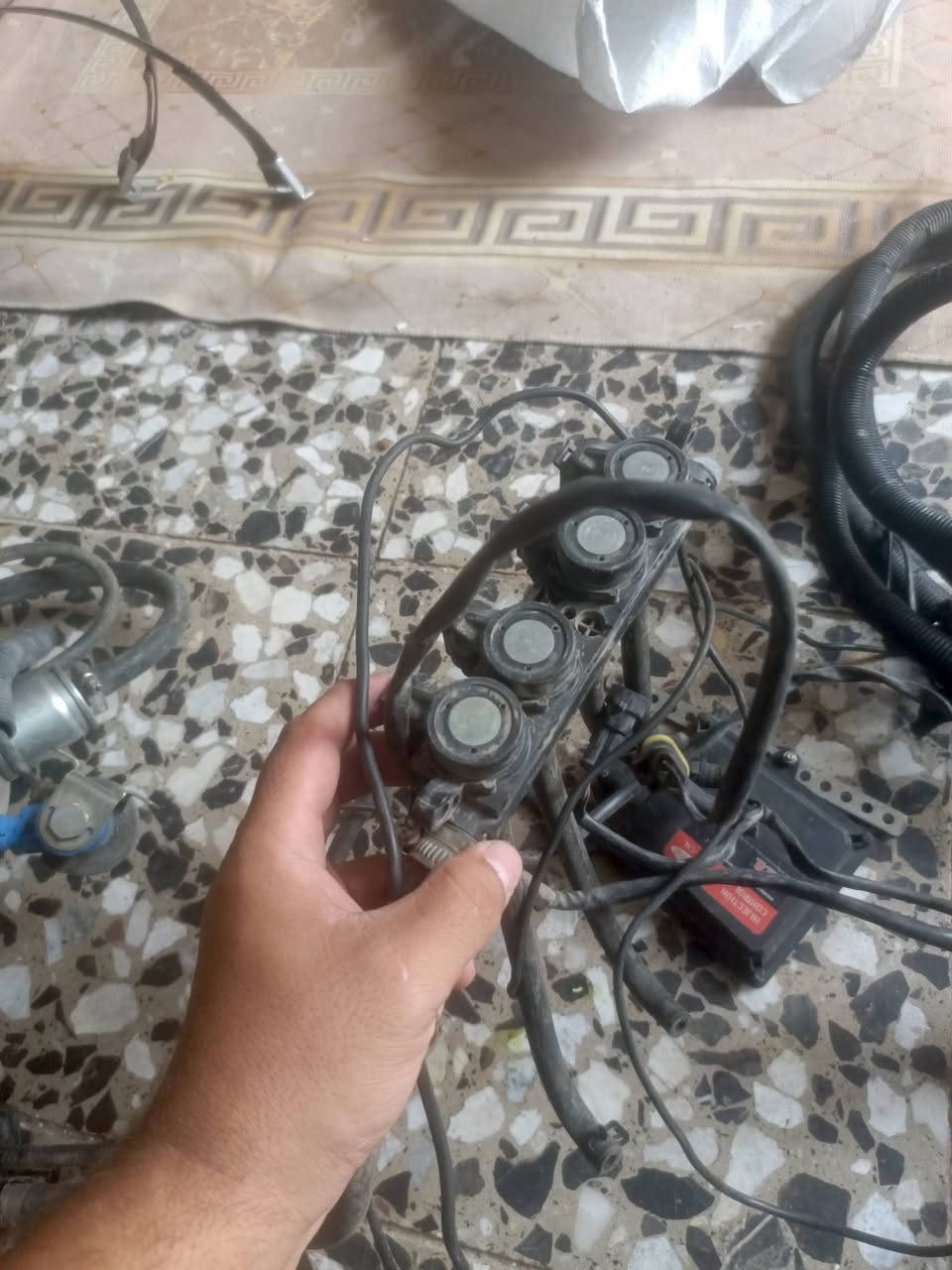 سلام عليكم منضومه عاز كامله شغاله جديده 4 سلندر يطالي عارضها ب 250 واتساب ***********
