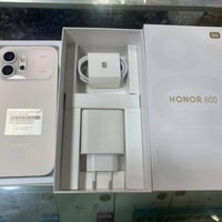 عندي هونر ٦٠٠ للبيع ذاكره ٢٥٦ للبيع 07726972582 بغداد الشعب