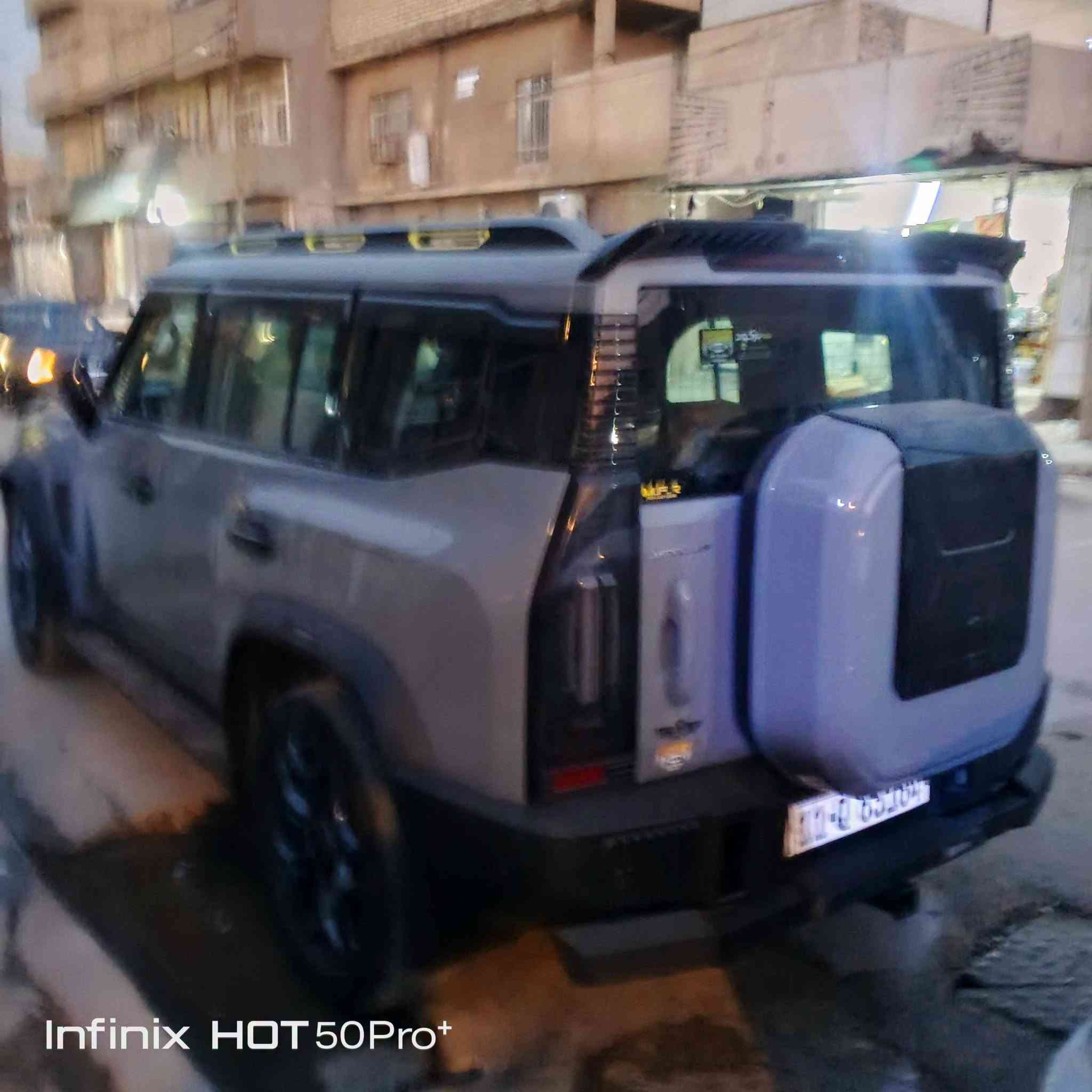 جيتور T2 اخت زيرو فول الفول
ماشيه الفين 
داخل بيجي 
صار بيه صبغ جاملغ وبنيد 
السعر 33 مليون قفل 
***********

نص مكتوب في الصور:
- Infinix HOT 50 Pro+