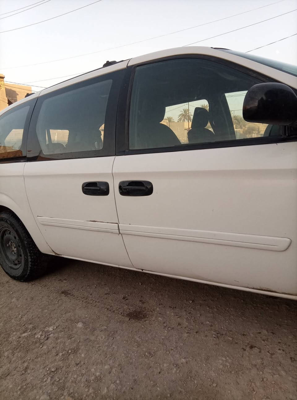 السلام عليكم دوج كلايزر موديل 2006
طويله كشنات بلع بيها منظومه غاز 100لتر
ادامه كامله منظومه التي يد راديتر 3سراوات مواوح جدد
السياره يسمي سنويه تنتهي 2030
السعر 78
مكاني حله 
إتصال أو واتس 
***********
