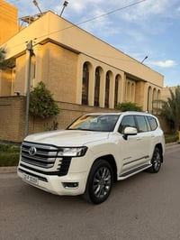لاندكروزر جي اكس ار • ٢٠٢٢ • ٥٨ الف