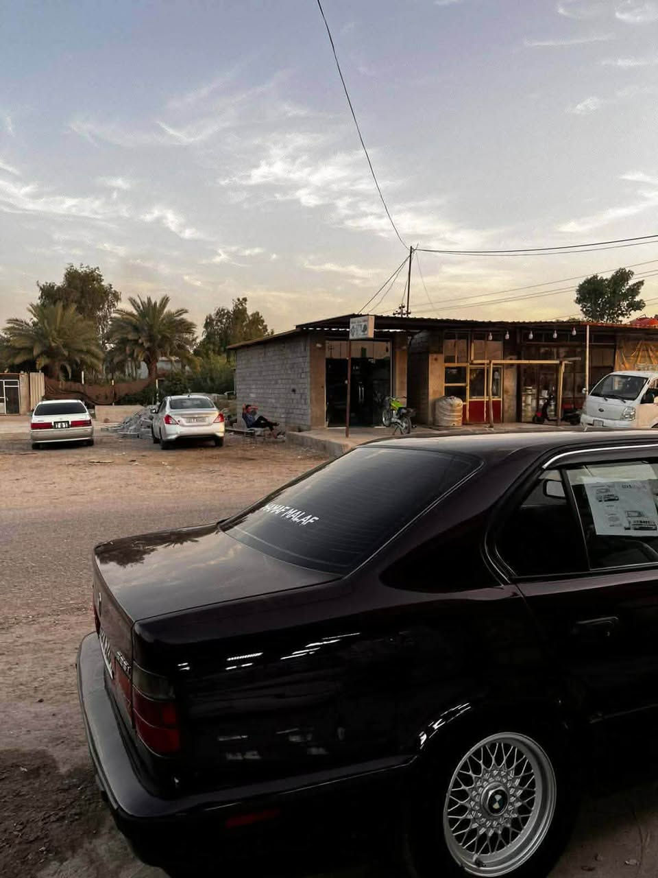 السلام عليكم ورحمة الله وبركاته 🌹

 BMW 525 موديل 1991 مسكر للبيع.

✅ كير أوتوماتيك
✅ مكينة وكير كفالة، وكله جديد
✅ لون باذنجاني
✅ صبغ عام بخ جمالية فقط
✅ بدون أي ضربة
✅ رقم سليمانية
✅ السنوية نافذة للـ31

-المطلوب: 64 ورقة قابل للتفاوض والنقاش بالمعقول

📍الموقع: الديوانية – قرب معمل الطابوق.

-رقم الهاتف :  ***********

-مكلف بالنشر ورقم صاحب السياره بالمنشور
