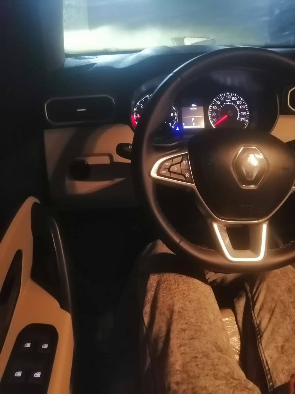 السلام عليكم
للبيع سياره  رينو داستر مديل ٢٥ زيرو مكفول سياره حر مداور مباشر فول مواصفات مكينه ١٦٠٠ تيربو العنوان ديوانية ناحية الصلاحية إستلام شركه @إشارة
باقي التفاصيل اتصل وتدلل السعر ١٧٠ وبيه مجال 

***********
