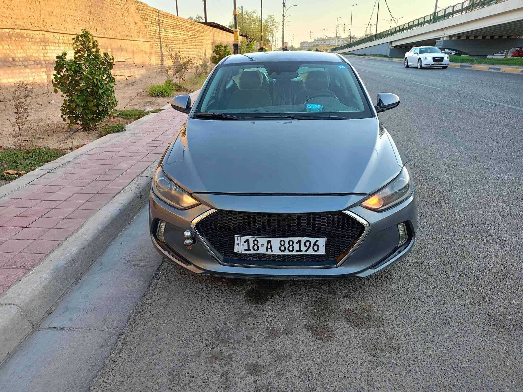 السلام عليكم النترا موديل 18امريكي حادثها جاملغ وبنيد وباب العكس السايق ملاون بدون دواخل رقم بابل انكليزي بسمي تحويل مباشر السعر 114 العنوان كربلاء للستفسار اكثر اتصل على ***********
