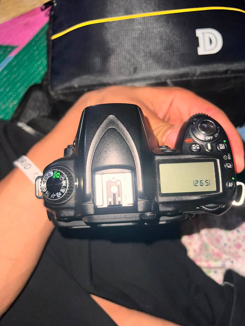 نيكون 90 D
✔️نضافه 95% 

✔️شتر 7 K 

✔️تحتو على عدسه ١٨_٥٥

✔️ملحقات كامله 

✔️رام الاصلي ٣٢

✔️بطاريه الاصليه 

✔️شاحنه الاصليه 

✔️كيبل ناقل صور 

✔️معه كارتونه مالته الاصليه

مكاني واسط كوت

تواصل ***********
