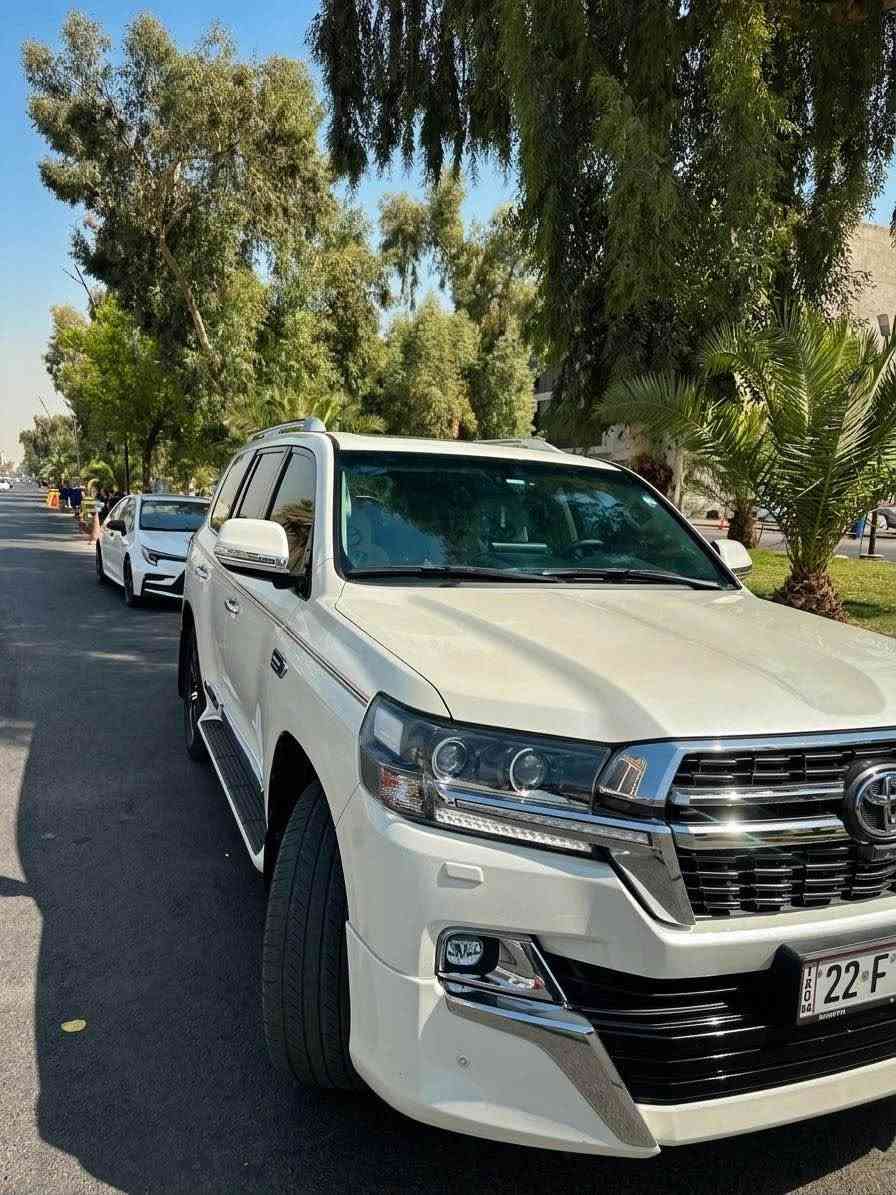 لاندكروز GXR 2021 ساز رقم اربيل فول مواصفات فتحه بصمه ٤ كامرات حساسات امامي خلفي زراكات 8 سلندر 4600 تضليل بالسنويه 
ماشيه97000 مكان السياره بغداد المنصور
رقم الهاتف *********** بغداد, العراق
