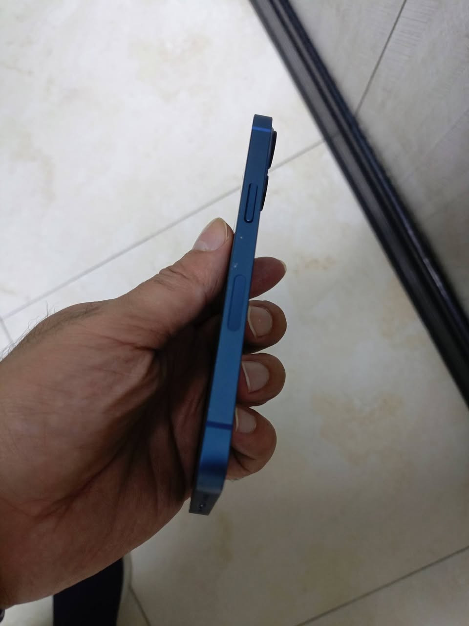 ايفون 13 عادي بطاريه 78 ذاكره 128 
السعر 400 الف بي مجال 
مكاني بغداد الامين الثانيه
رقم الهاتف ***********
