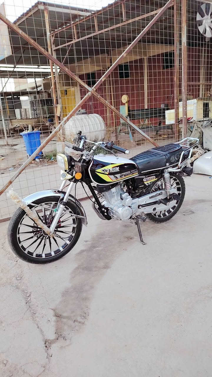 سلام عليكم دراجه مديل 24 شكل ال 25 جديده الگ ..
مكاني الخالص هبهب سعر ب 675 وبيهاا مجال قليل ..
هاذه رقمي *********** اوراق كرتونيه ..
