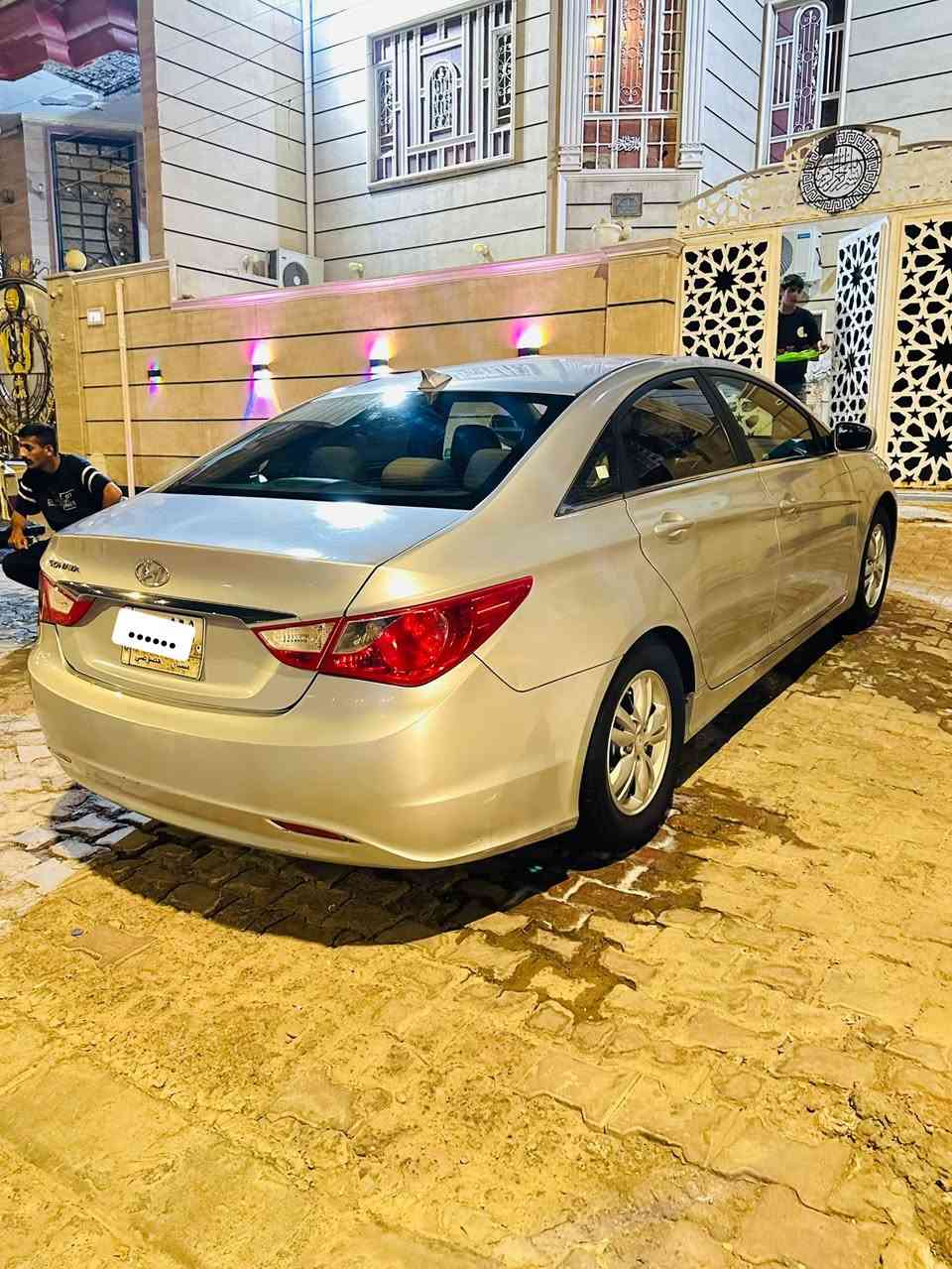 السلام عليكم سوناتا مديل 13 وارد امريكي رقم ميسان سنويه 2030 تحويل سياره جاهزه بدون اي نقص مكينه 2400 كازكت عالي شرط لا تنقيص لا تبخير لا دوانز شرط الفحص حادث امريكه شخط بين الباب والجاملغ الاماميات اليمنه مصلحات نفسهن بدون اي دواخل السعر 97 وبيهه مجال الاستفسار ***********
