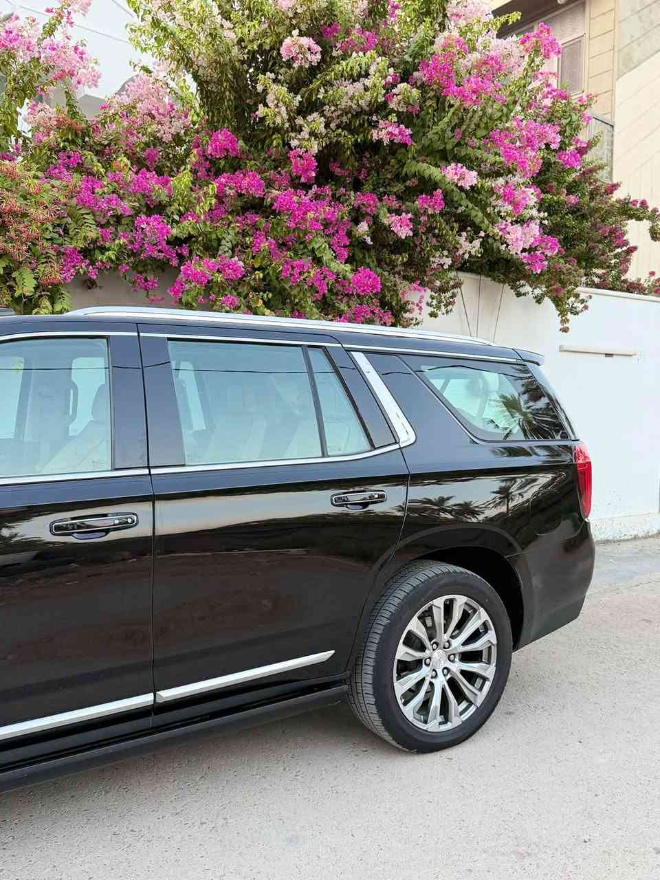 علان،
* GMC Yukon Denali 2023
* محرك 6.2 V8
* قير أوتوماتيك 10 سرعات
* دفع رباعي 4WD
* رقم بغداد
* ماشية 58,000 كم
* فول الفول / أعلى مواصفات
* جلد داخلي
* شاشات ونظام ترفيه
* فتحة سقف
* تبريد وتسخين المقاعد
* كاميرات وحساسات
* تشغيل عن بُعد
* تحكم كهربائي بالمقاعد
* مثبت سرعة وأنظمة أمان متقدمة

السعر: 45,500 دولار
📞 ***********
