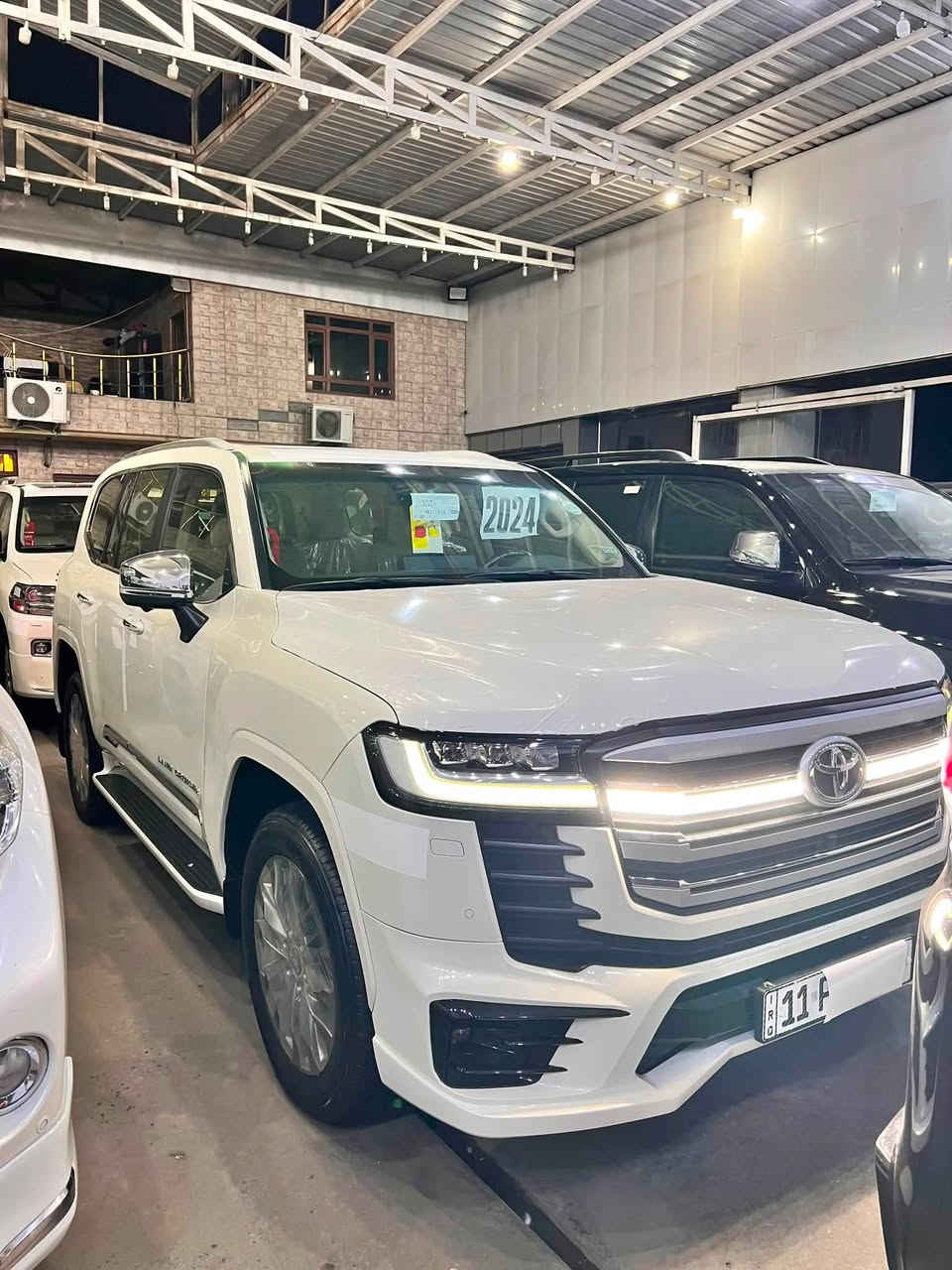 تويوتا لاند كروزر VX LIMITED 2024 

محرك 4000 

6 سلندر

تنفس طبيعي  

مواصفات السيارة

مقاعد جلد

شاشة عرض للمقاعد الهلفب 

تبريد وتدفئة المقاعد الامامية 

وتبريد بالمقاعد الخلفية

كاميرات ٣٦٠

نظام سلامة تويوتا 

فتحة سقف

رقم بغداد تحويل ثاني يوم 

للبيع او مراوس 

مكان بغداد 

الاستفسار رقم الهاتف 

***********//***********
