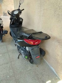 دراجه بريز بغبغاء دراجه نضيفه الي يريد يتصل 07706901609