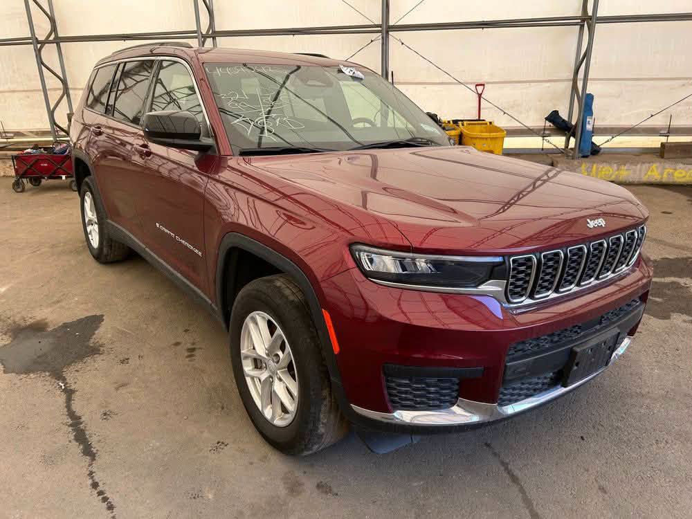 كراند شيروكي لاريدو • دبل 4x4 • ٣٢٠٠٠ ميل