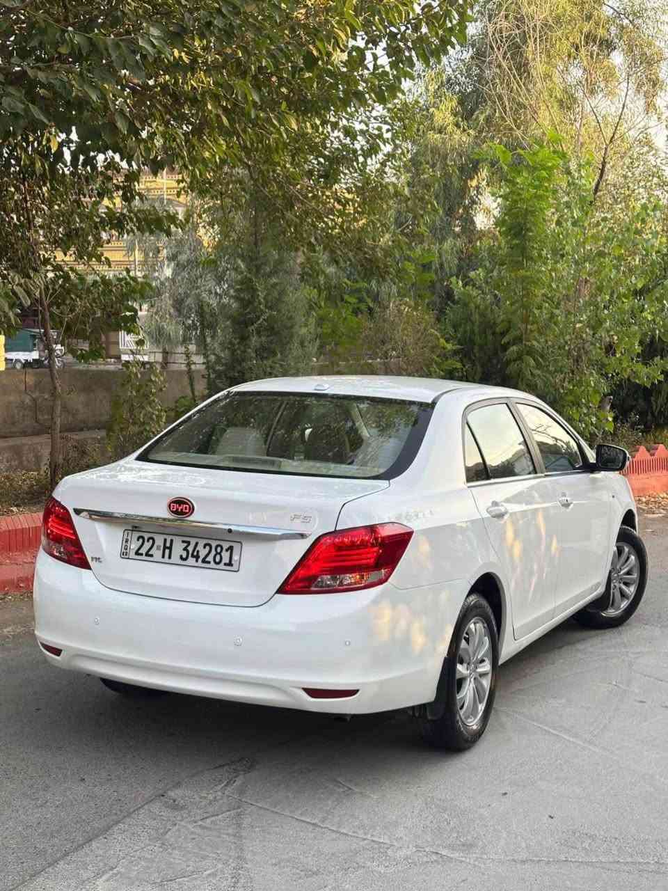 بی وایدی BYD F5مۆدیل 2014 گێر عادی  بێ بۆیاغ بێ شوخت گێڕو مەکینە نەکراونەتەوە بەشەرت سەنەوی نوێیە بەناوی خۆمە تا2030 تازەیە بەسمەیە کوشن جڵدە و ناوزەردەکامێرا شاشەیە  ئاوینە کارەبایە ئاوینە ئیشارەتە سوکان ڤۆلیۆمە ABS.USB.AUXحاسە یە هەموو شتێکی بەشەرتە 120هەزار رۆيشتوە  چوار تایەی تازەی لەژیرەلەسەر دەقی شەریکەی ماوەتەوەهەردوو بەسمەی شەریکەی لەگەڵە سحری 65گەلا مەحامەلەیەکی کەم 
***********
فایبەریشی لەسەرە رانية, السليمانية
