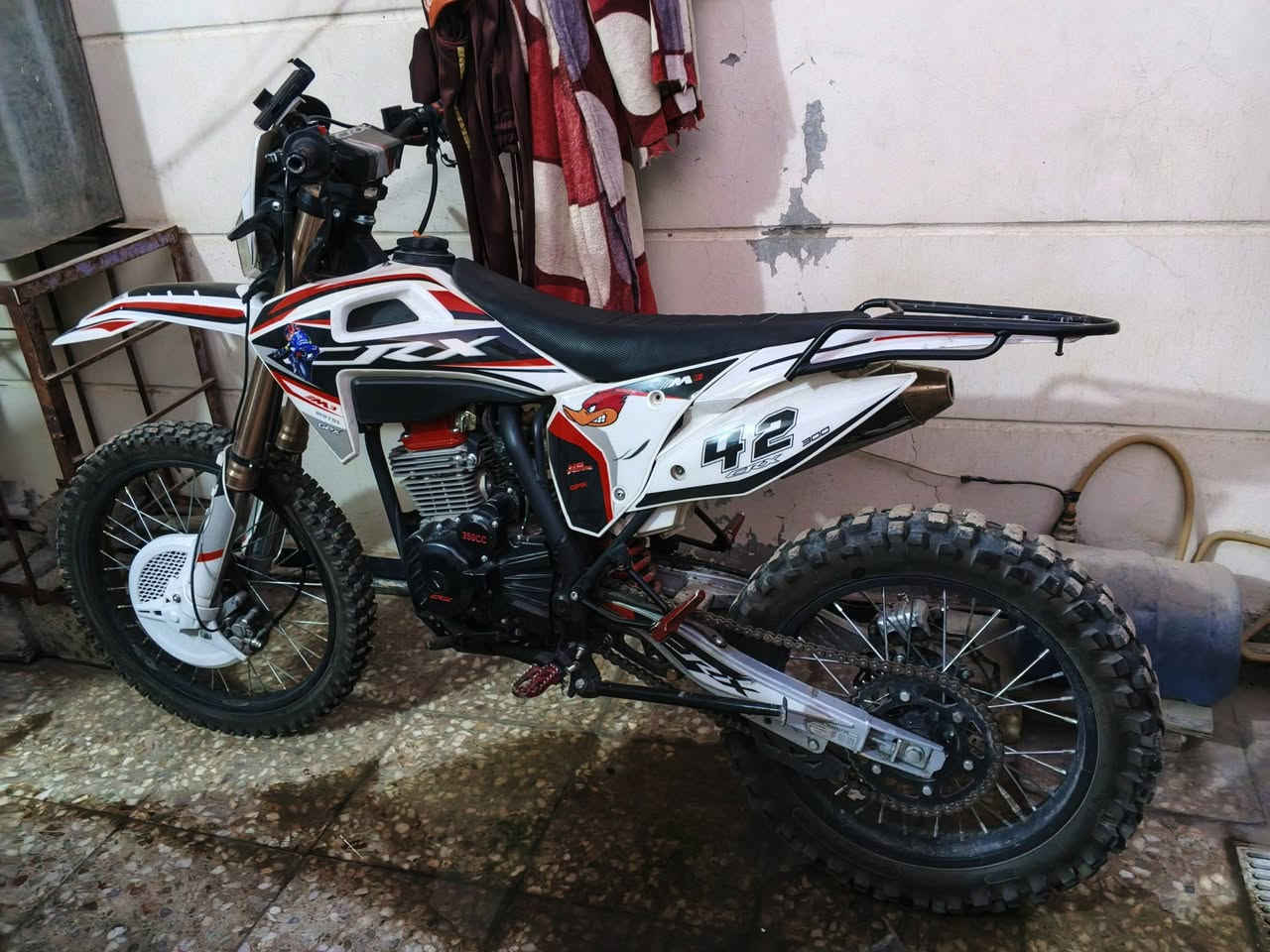 سلام عليكم قفاز crx 2025 محرك350 cc الدراجه يردالهه ترتيب بيهه ملاحضات حيل بسيطه ماشيه 2300 بعدهه زيرو المحرك مكفول من الفتح ولتنقيص اوراق الدراجه كامله السعر مليون و500 وبيهه مجال للشراي رجاءً لحد يكسر بل سعر ولمو شراي لا يتعبني اخوان مكاني بغداد البياع
***********
