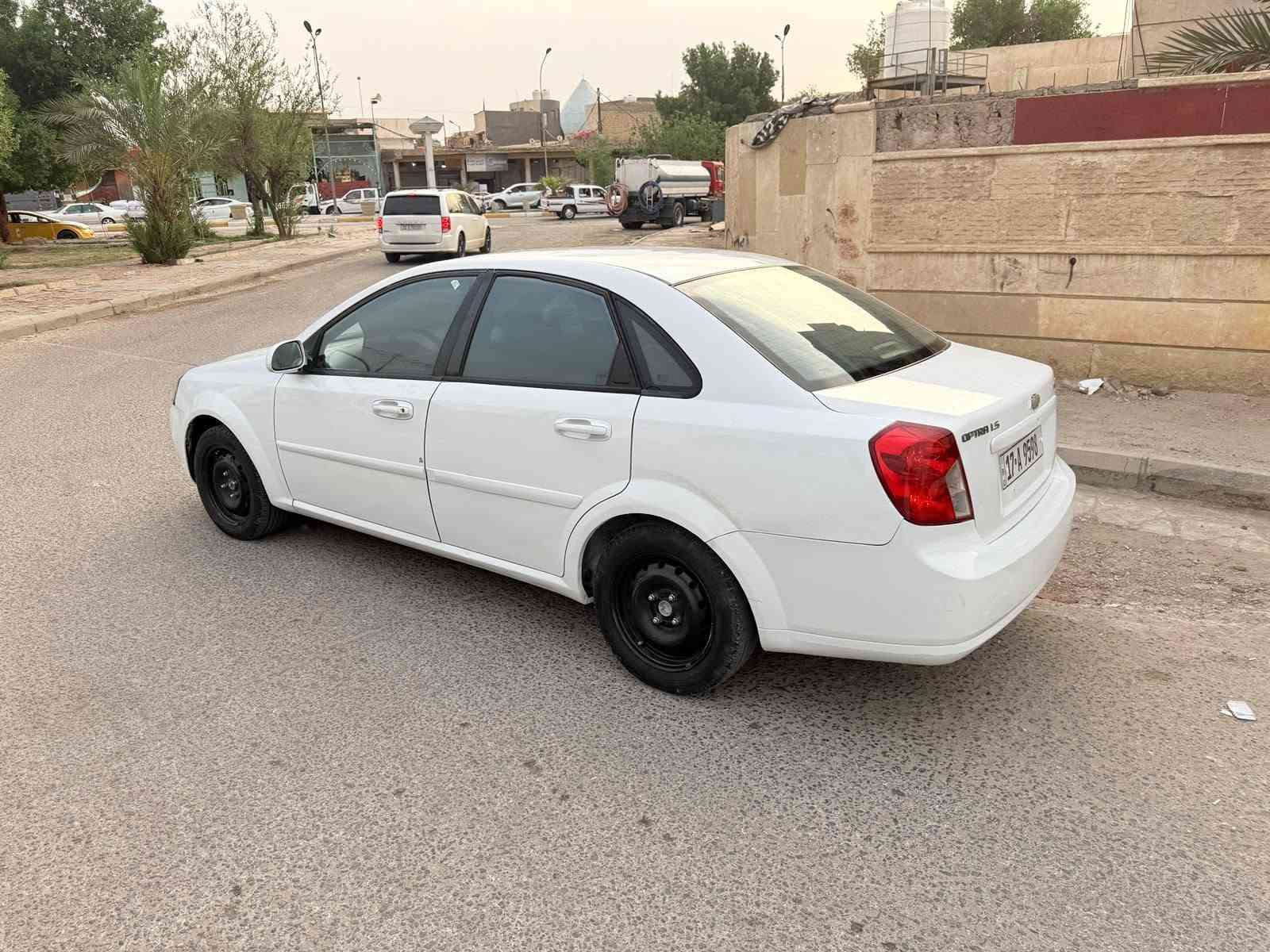 السلام عليكم للبيع ابتره 2011سيار جديد كير محرك حداديه تخم تاير تبريد ثلج ❄ الرقم مثئ نكليزي  بسمي السعر 64وبيه مجال مكان سياره السماوه لاستفسار رقمي ***********
