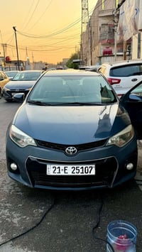 كورلا وراد كندي موديل  2016  فئة ال S مكينة 1800 دوش  ماشية 126000 مكف...