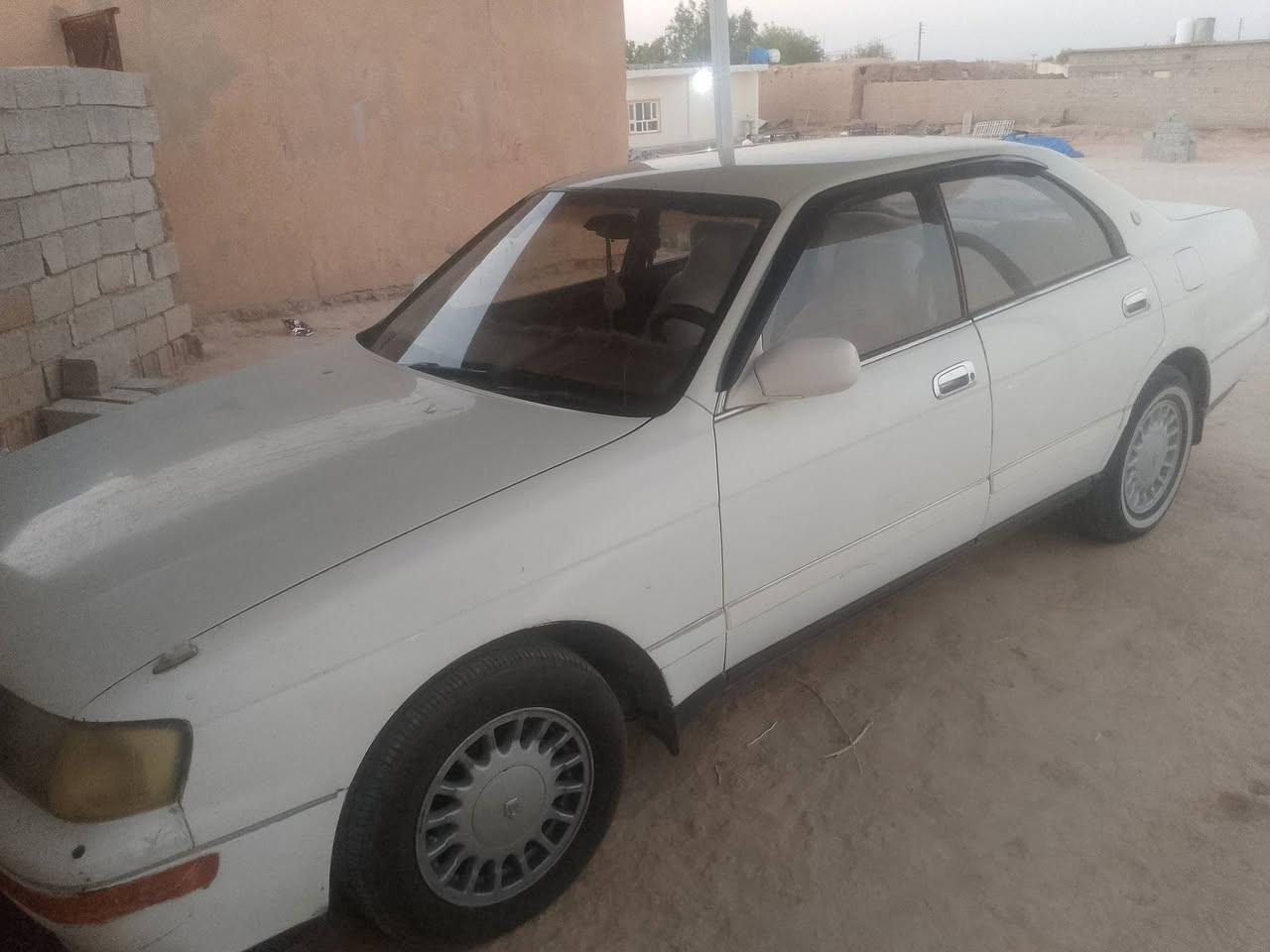 سلام وعليكم بطه البيع سياره بلاديه محرك جديد الا صرف والا تبخير تخم تاير باتري جديد تبريد شقال السياره حلوه مال جناي السياره بيه وكاله عامه راعيه متوفي وأخو عنده وكاله السنويه صاره سنه من صاقطه كير جديد السعر 36 وبيه مجال مكان السياره ديالى المقدادية *********** الشراي ينتصل رقم ديالى السياره الا صبق الا ضربه
