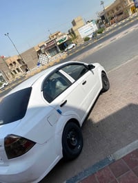 أفيو • ٢٠١٠ • انكليزي