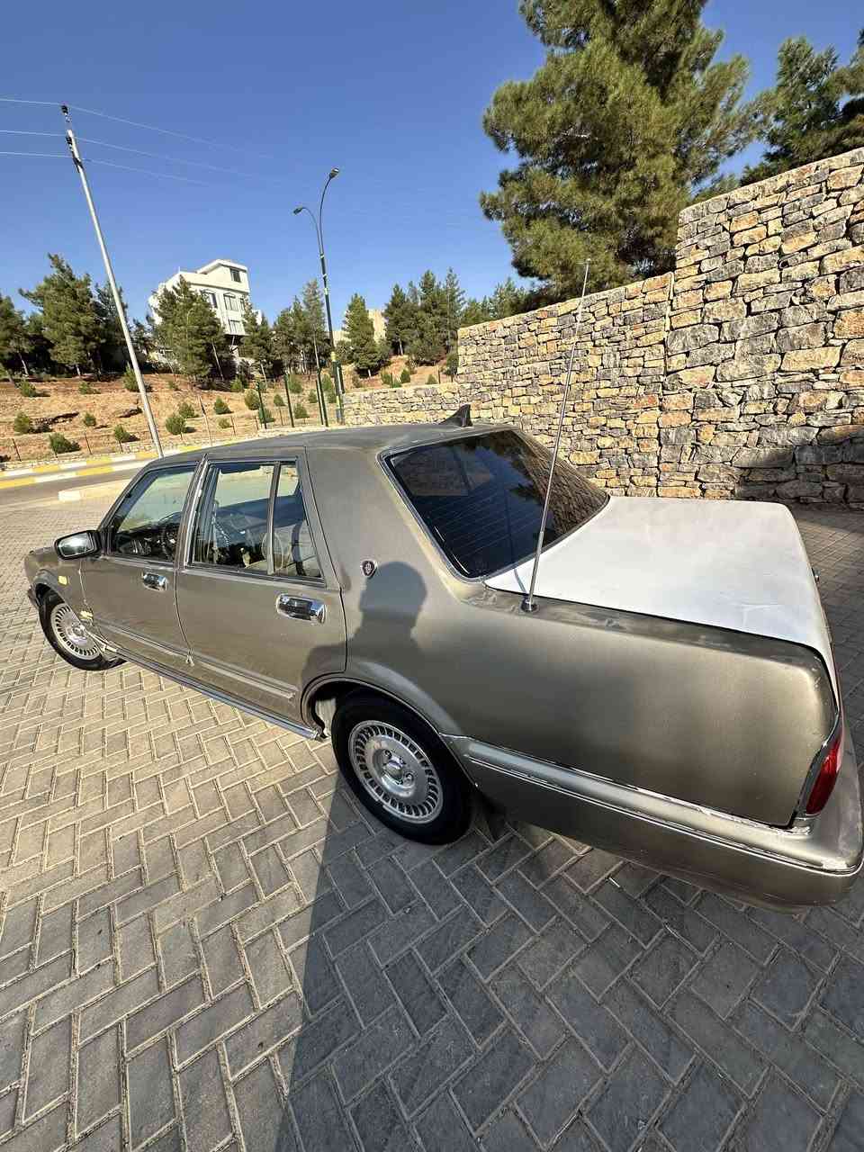بەناوی خوای  گەورە
نیسان سدریک  ٢٠٠١  بۆ فرۆشتن  ڕەقەم سلێمانی بەشەرتی تەحویل  ٤٠٠ هەزار غەرامەی تیایە ئەگەڕێنرێتەوە  گێڕ و مەکینە بەشەرتی ١٠٠ فیتەر  تەبرید لەسەر سویچ  بەشەرتی بەستن  تەقەوڕەقەی نیە  کارەبایی هەمو گیانی ئیشەکات لەسەر دەقی شەریکە  دەعمی قورسی نیە سەیارەیەکی نەرم و کپ و خۆشە ماڵی دۆستە 

شوێن: هەڵەبجەی شەهید
نرخ:٢٣گەڵاو معامەلەیەکی کەم
ژمارەی موبایل:*********** ڤایبەرو وەتسئەپی لەسەرە
