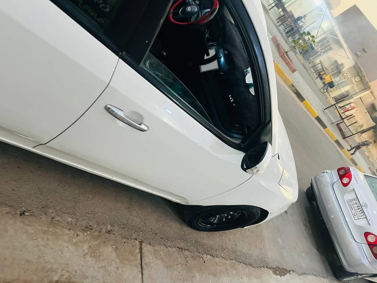 سيراتو للبيع موديل 12  رقم اربيل جديد مكينه 1600 دووش سياره بيه قطعه تبديل بددون داخل. وبيه بارد قليل  تخم تاير  صدر خلفي امامي  سياره فول عده البصمه والتنته  مكان سياره بابل جبله 
سعره 92 وبيه مجال. 
*********** ؟؟
