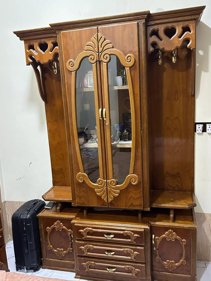 غرفة نوم مثل ماموجوده بالصوره صاج ثقيل السعر 1500
للاستفسار ‭***********‬   البصرة/المدينة
