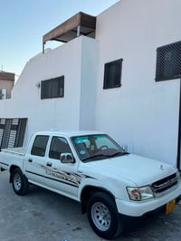 ٢٠٠٧ • أوراق أصلية • كفرات جديدة
