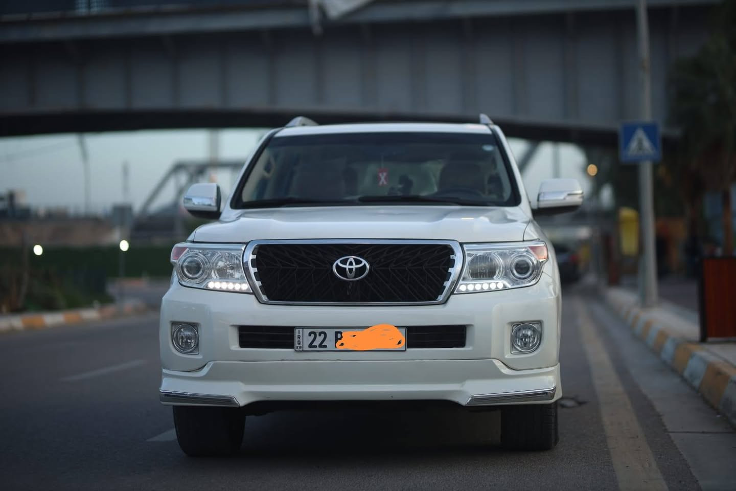 لاندكروز VXR • ٢٠١٥ • محرك ٥٧٠٠