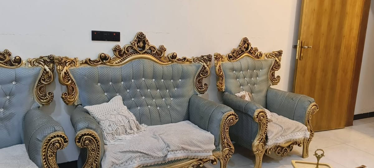 تخم مستعمل في بغداد الدورة عشر قطع مع الطبلات نظافة 80 مستعمل قليل تخم جديد سعر مليون وبي مجال توصل *********** مع تحياتي
