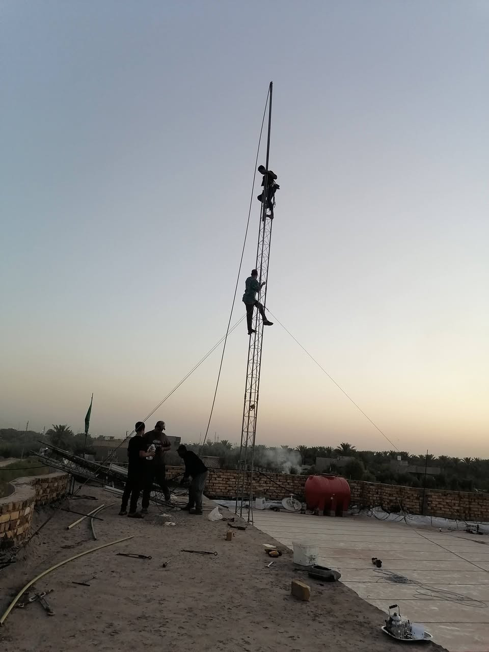 تم بعون الله تنصيب برج إنترنت  منطقة  ال دليم قرب حي البتول    لتوفير خدمة إنترنت أفضل وسد احتياجات السكان في المنطقة  ونسأل الله التوفيق والسداد للجميع

بأداره رسول كاظم (***********) الاستفسار
