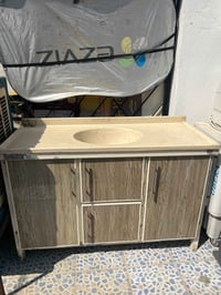 سنك • للبيع • واتساب