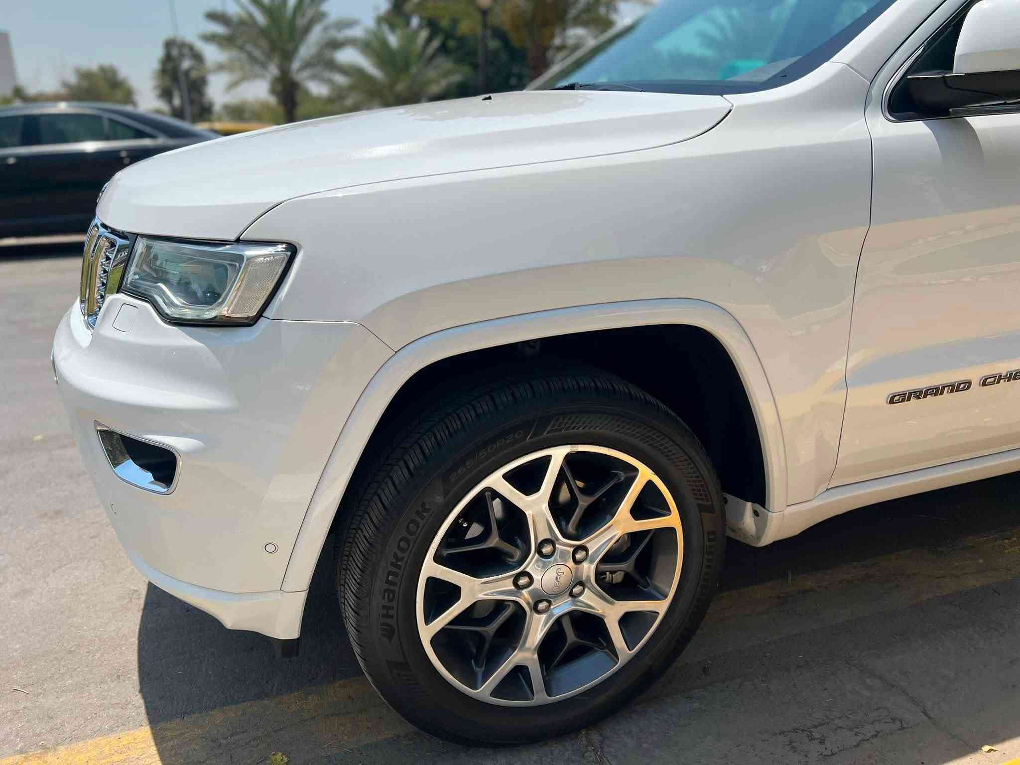 جيب اوڤر لاند
رقم بغداد بأسمي 
٢٠٢٠ هارلم خليجي
كفاله عدا بارد بسيط بالباب 
ماشيه ٥٤ الف 
فول مواصفات 
نظيفة جدا السياره 
للاتصال ***********
بغداد نفق الشرطه
