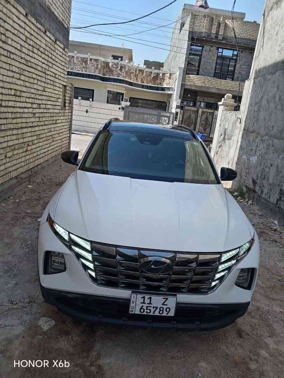 توسان 2023 كامل مواصفات وارد كندي رقم انكليزي بغداد مكينه  GDI. فتحه قماره سلايت للاخير اشاير بالمريي تدعم كار بلي كشنات كهربائي تدفئه تبريد 
سياره عاليه كامره خلفي حساسات تحكم ستيرن حهتين مكفوله من الغرامات تحويل ثاني يوم مكانه الكراده *********** 
السعر 170
