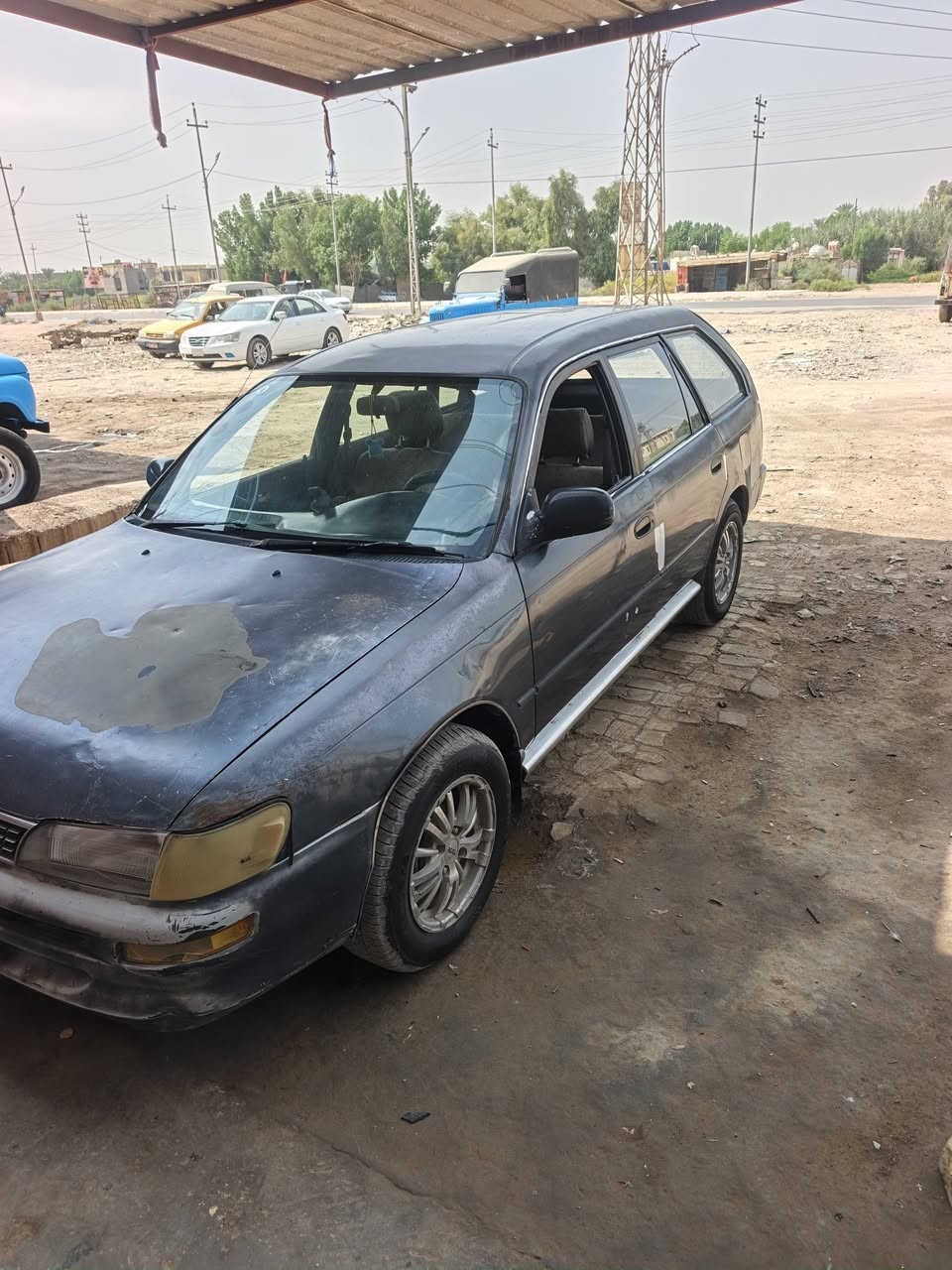 السلام عليكم كورلا موديل ٩٤ كير ومحرك خير من الله تخم تاير جديد باتري جديد سيارة جاهزة وخير من الله مكفوله من الضربه والصبغ على البلاد بيه بس جراد رقم نكليزي بسمي سنوي ل ٢٩ تريد تحويل تريد وكالة السعر ٣٢ وبيه مجال بيع أو مرواس حسب القناعة المكان واسط الصويرة ***********
