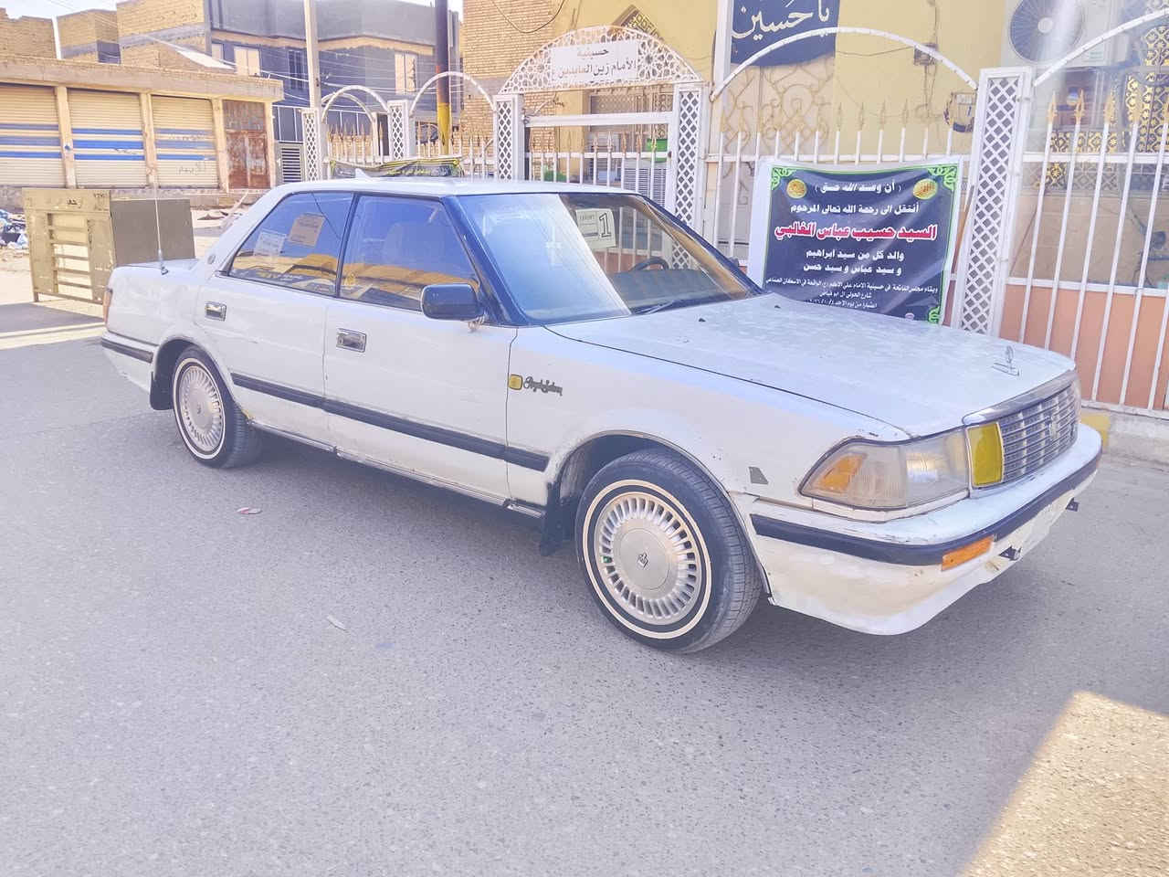 موديل ١٩٩١ • دواخل جلد • كامره دواره