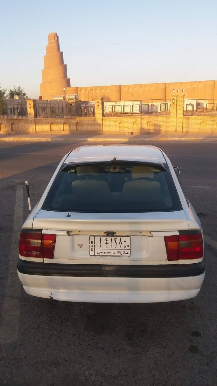 فكترا • ١٩٩٠ • سامراء