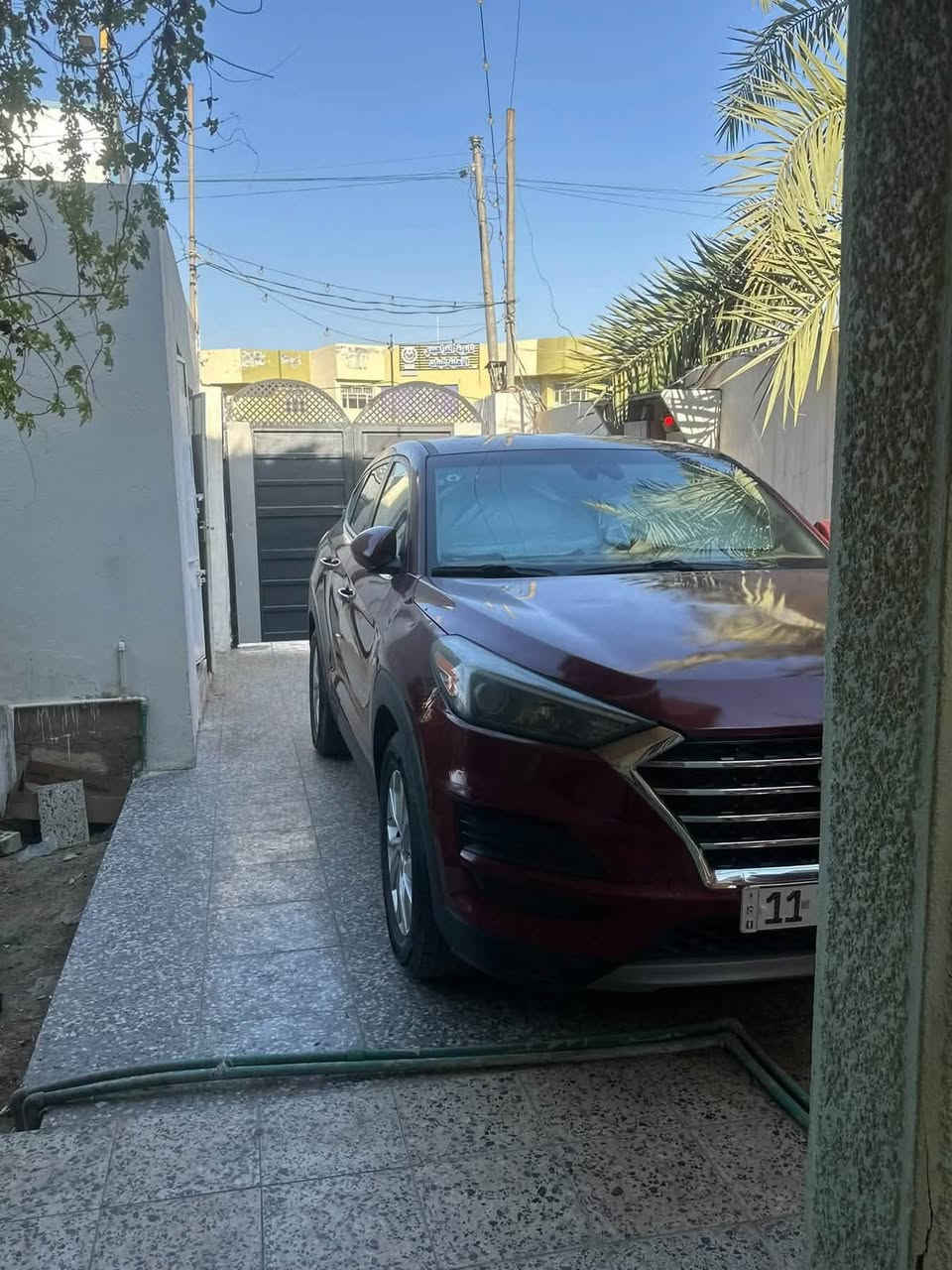 هونداي توسان 
موديل 2019 وارد امريكي
اللون كرزي (المميز) 🍒 
محرك 4 سلندر 2000
🟠 مواصفات 
رادار امامي مانع لصدمات 
مانع انزلاق
تحديد مسار
هاند بريك بصمة 
                                            Drive mode
توقف ذاتي 
نظامين اقتصادي/ وسبورت
السيارة طستها ناعمة ويل 17 
تبريدها ثلج
🔵ماشية قليل سيارة نظيفة مالبيت على أيد وحدة من جبتها من امريكا 
الضرر::
جاملغ أيسر من امريكا وهنا بالعراق باب السايق حادث بايسكل خفيف جدآ ومعدل بارد والباقي فول كير ومحرك مكفولة 🔺

🔴كشنات جلد بلادي كرزي وابيض 🔴
🟤 هزة جديدة وسنوية وأرقام بغداد 🟤

  🔴 سيارة جديدة حتى دفترها والكتلوك مالشركة هونداي موجود بيها ..

رقمها بغداد لاستفسار ***********
السعر 160 وبيها مجال مكاني فلوجة
