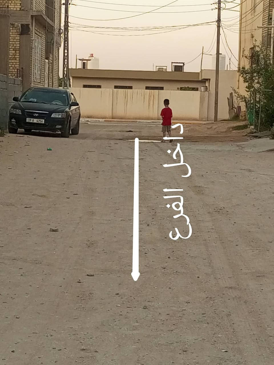 بيت للبيع حي الفارس قريب على الملعب الدولي المساحة 21.5*5=107 طابقين بناء حديث مقابل مدرسة محمد بن الحنفية داخل الفرع للاتصال على ***********
