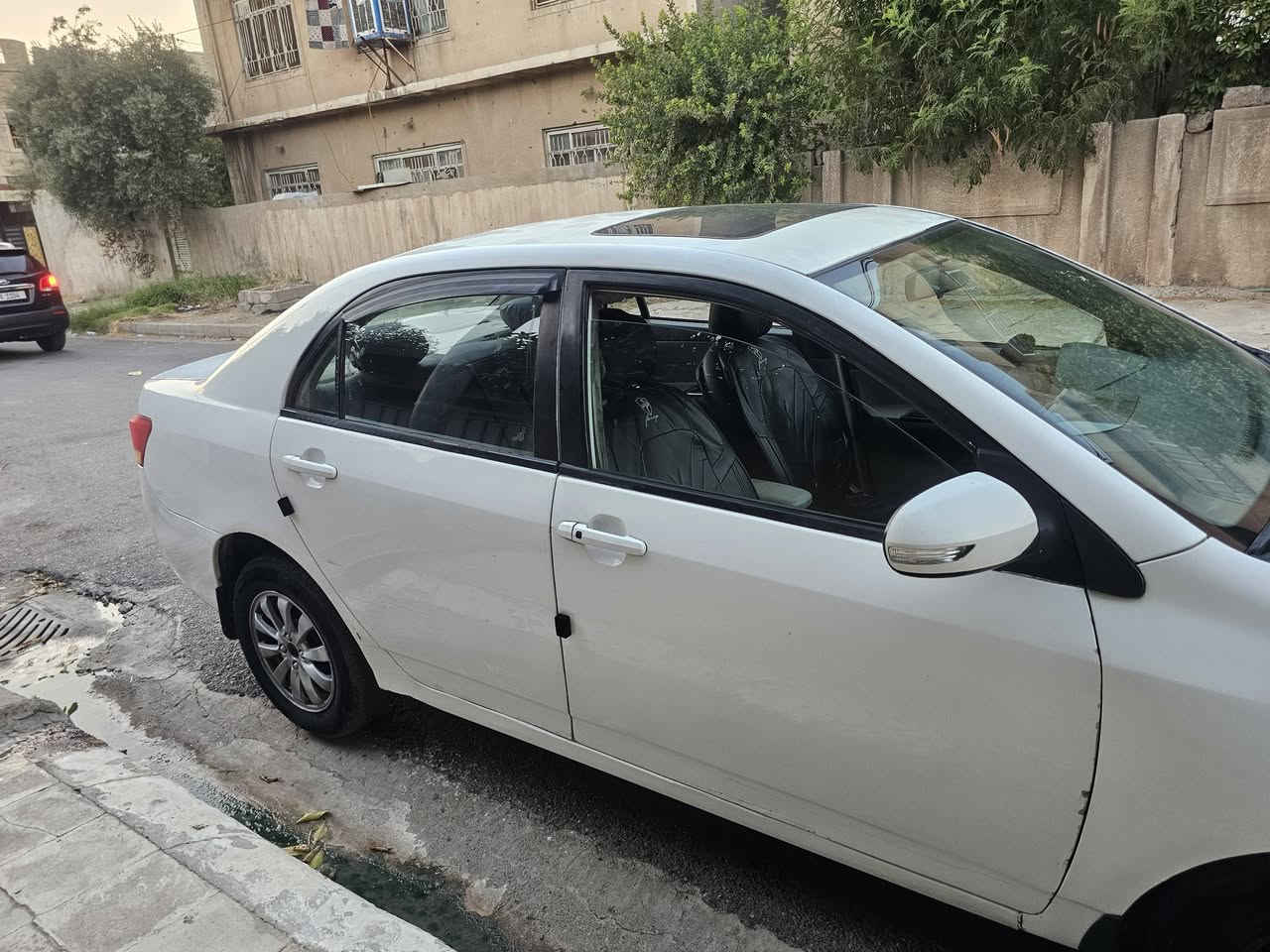 سياره byd
مكانها موصل حي النور 
 كير ومحرك مال اكسنت دبدوب سياره مصبوغه حزام  
سعر 35 قفل 
للتواصل ***********

